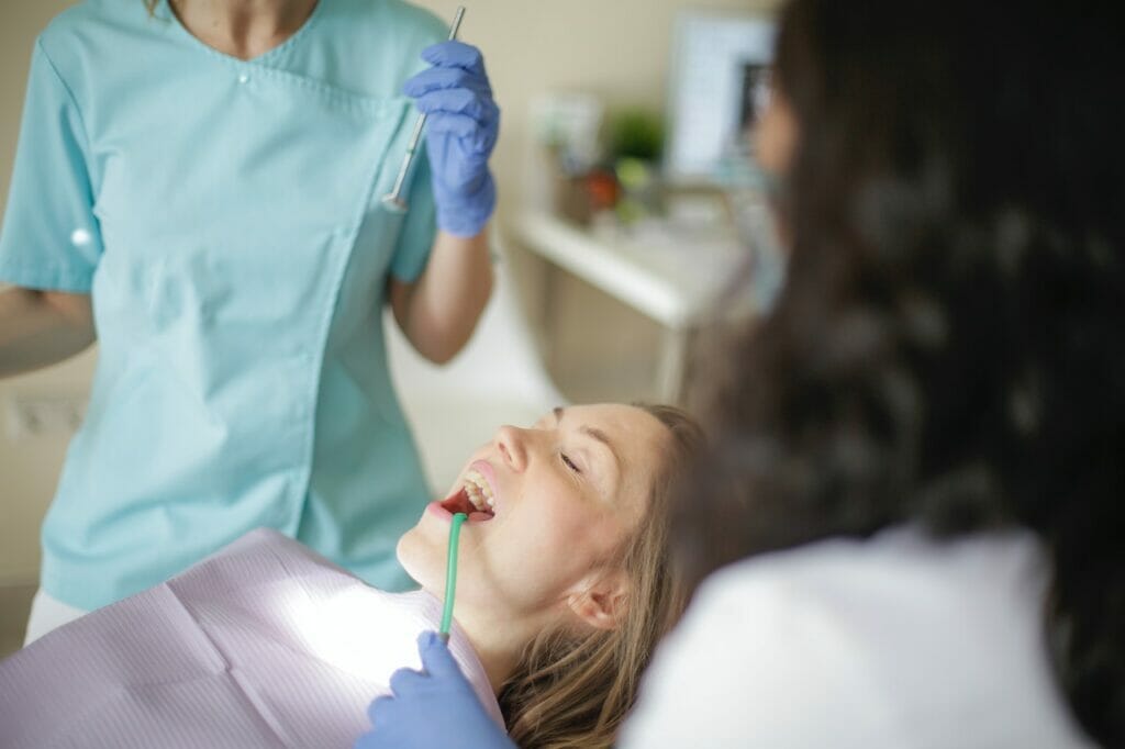 Bali Dental Care: 4 Best Dental Treatments